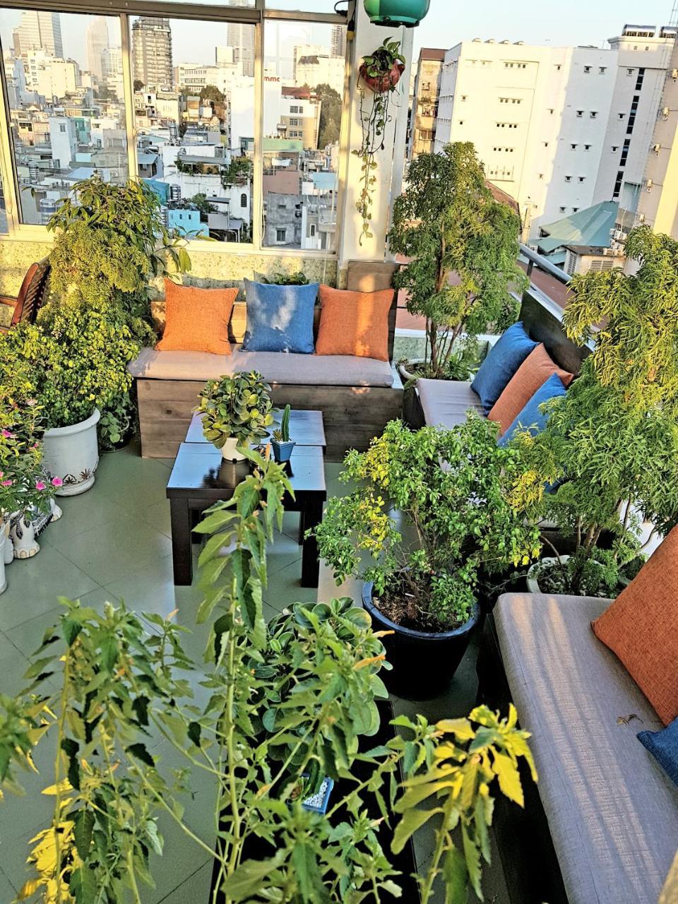 Green Suites Hotel Khách sạn 3*